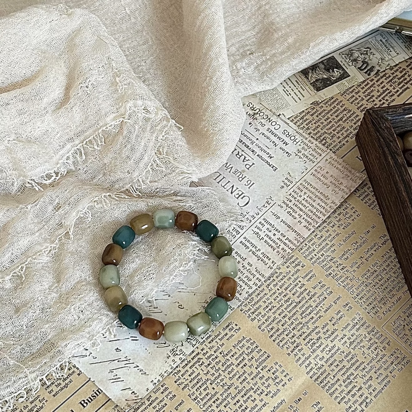 Thumbnail of 	Decorative Bodhi beads bracelet green