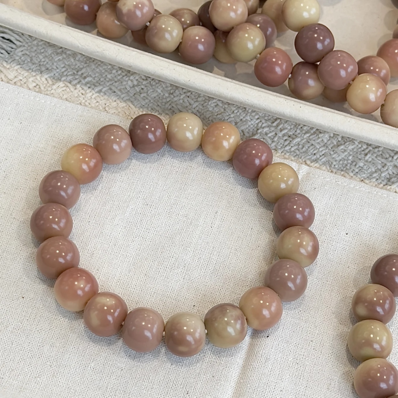 Decorative Bodhi beads bracelet pink